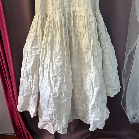 Nicole Miller HG0015 Wedding dress Metallic taffeta NWT  twist front veil 16 - Picture 5 of 16